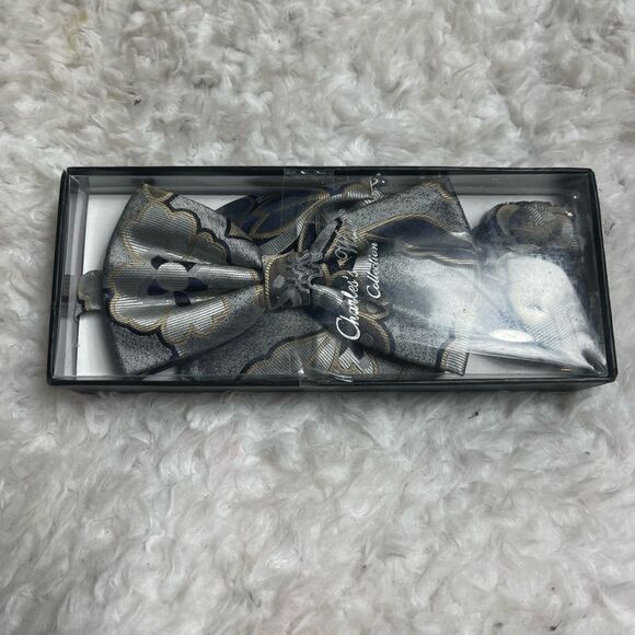 Charles’s Wain Collection Clip-on Bowtie, Hankey,Flower Set gray,black &… - Picture 4 of 6